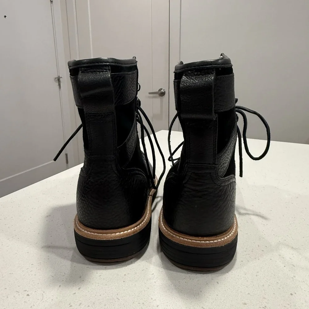 Men's sz 11 UGG Magnusson Cap-Toe‎ Boots Black Leather Chukka Lace-Up 1018725